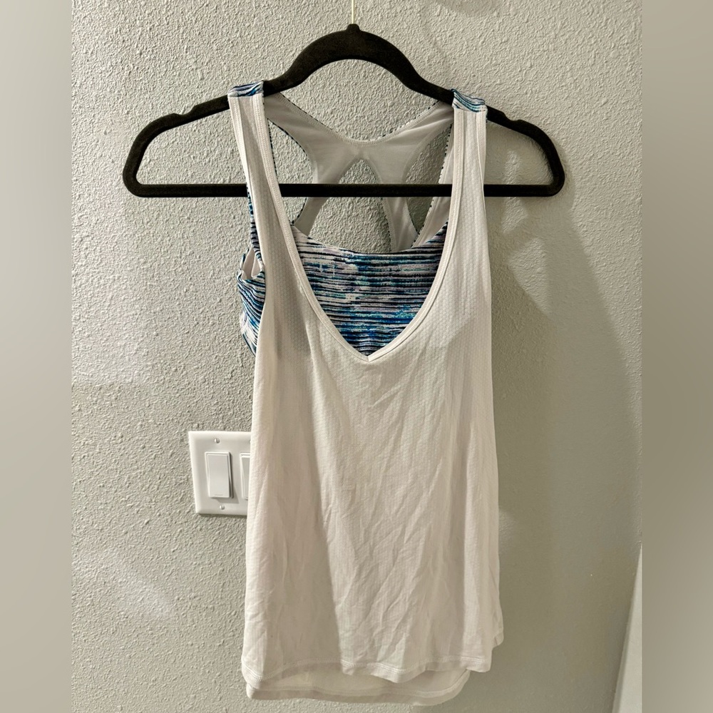 Lululemon top